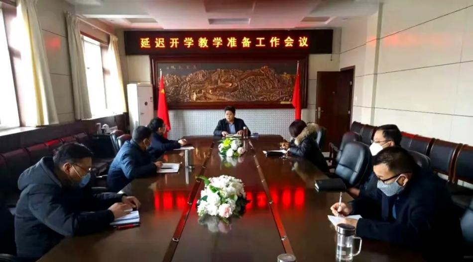 疫情無情人有情，“空中課堂”教學忙 ——商貿系線上教學進行中